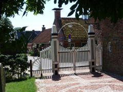 Ezinge