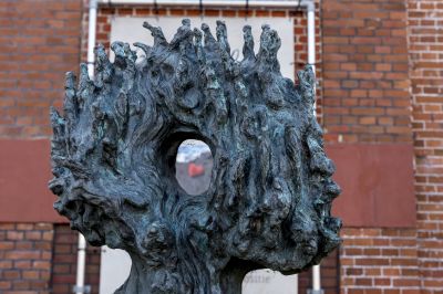 Beeld jon gardella
