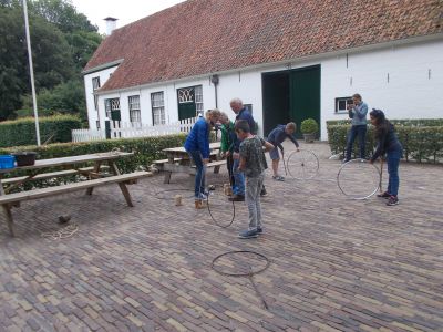 hoepelen bij museum &#039;t Steenhuus