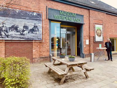 Museum wierdenland gevel