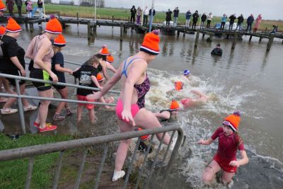 Nieuwjaarsduik nanne oeds