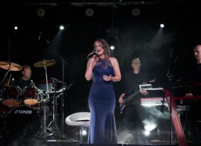 Bandfoto-whitney