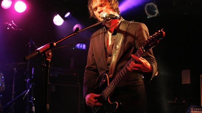 Ralph timmermans, frontman mindpark en producer for the machines