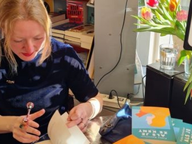 Fieke Gosselaar te gast bij de Peter, Pieternel en Meindert show